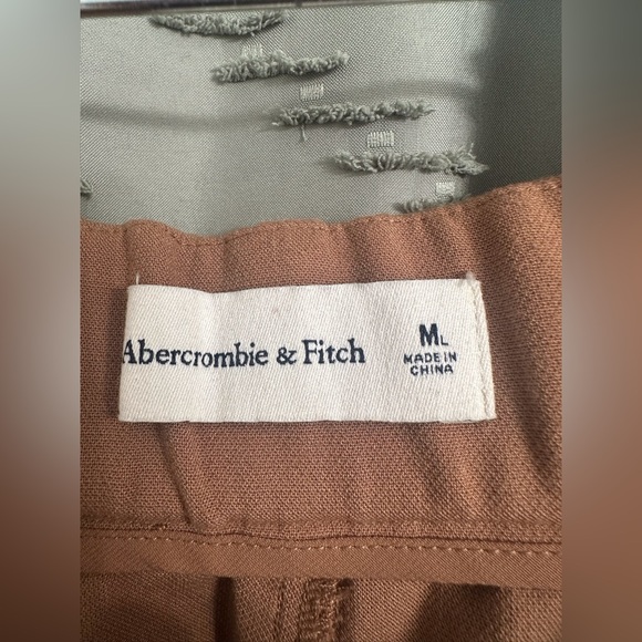 ABERCROMBIE & FITCH Sloane Tailored Wide Leg Pants Sz M long 
Hem is undone - Picture 10 of 10